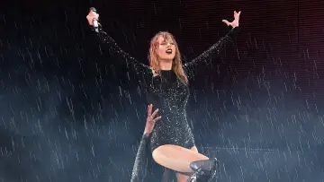 Задник до фильму"Taylor Swift: Reputation Stadium Tour" #173931