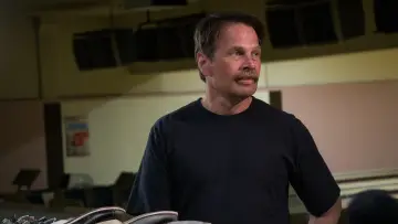 Задник до фильму"Phoenix, Oregon" #973714
