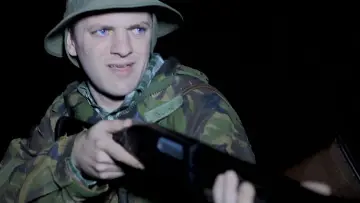 Задник до фильму"Torn: A Shock Youmentary" #1174375