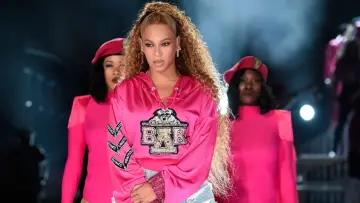 Задник до фильму"HOMECOMING: A film by Beyoncé" #440733