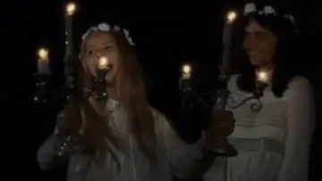 Задник до фильму"Mais ne nous delivrez pas du mal" #1094303
