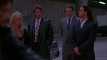Задник до фильму"Martial Law II: Undercover" #421012