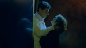 Задник до фільму "Golden Eighties" #1860162