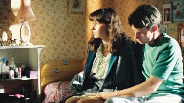 Задник до фильму"Sweetie" #462003