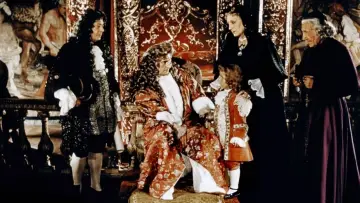 Задник до фільму "Si Versailles m