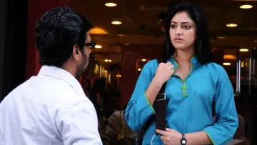 Задник до фильму"முரண்" #1163840