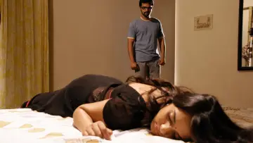 Задник до фильму"முரண்" #1163844