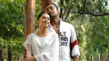 Задник до фильму"சில்லுனு ஒரு காதல்" #1146391