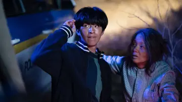 Задник до фильму"결백" #343539