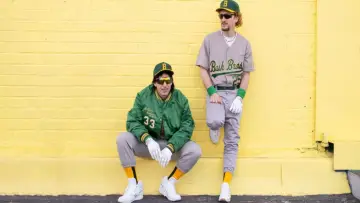 Задник до фильму"The Lonely Island Presents: The Unauthorized Bash Brothers Experience" #428329