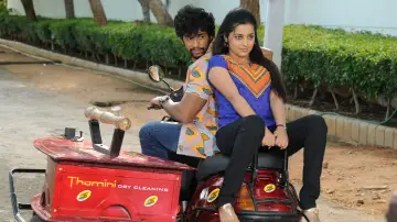 பித்தல மாத்தி постер