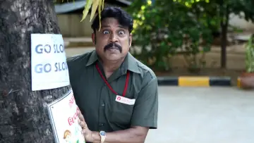 Задник до фильму"பித்தல மாத்தி" #503513