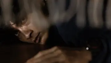 Задник до фильму"アンダー・ユア・ベッド" #430018