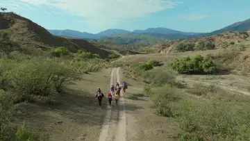 Задник до фільму "Nuestra tierra" #798651