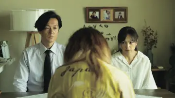 Задник до фильму"朝が来る" #1083904
