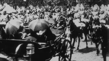Fête du jubilé de la reine d'Angleterre : la reine arrivant à Windsor постер