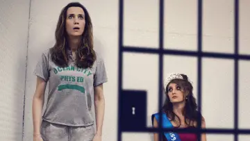 Задник до фільму "Girl Most Likely" #421868