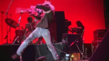 Задник до фильму"Nirvana: Live at the Paramount" #1059578
