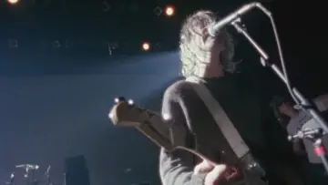 Задник до фильму"Nirvana: Live at the Paramount" #1059582