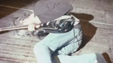 Задник до фильму"Nirvana: Live at the Paramount" #1059583