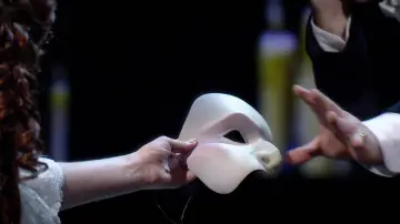 Задник до фільму "The Phantom of the Opera at the Royal Albert Hall" #1007923