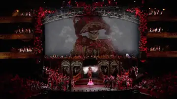 Задник до фільму "The Phantom of the Opera at the Royal Albert Hall" #1007925