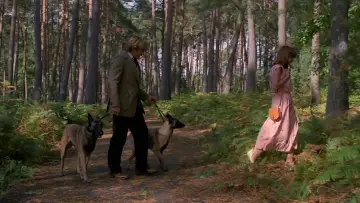 Задник до фильму"Les Chiens" #501851