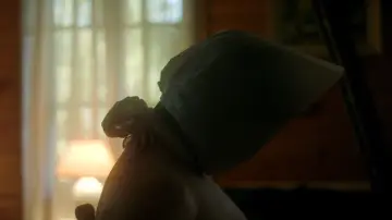 Задник до фильму"Violation" #457994