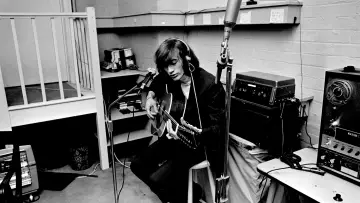 Задник до фильму"The Bee Gees: How Can You Mend a Broken Heart" #403708