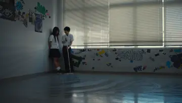 Задник до фильму"HAPPYEND" #580560