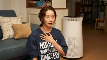 Задник до фильму"공조 2: 인터내셔날" #373942