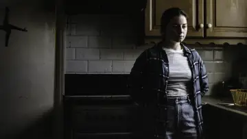 Задник до фільму "You Are Not My Mother" #1210334