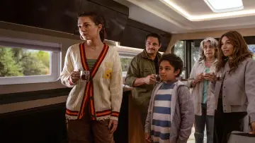 Задник до фильму"Alexander and the Terrible, Horrible, No Good, Very Bad Road Trip" #669124