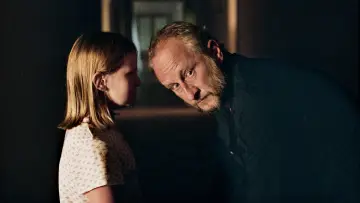 Задник до фильму"Inexorable" #351933