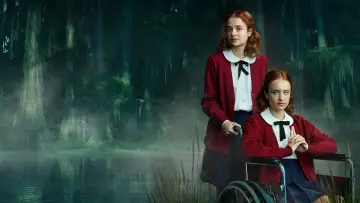 Задник до фильму"V.C. Andrews