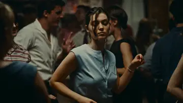 Задник до фильму"L