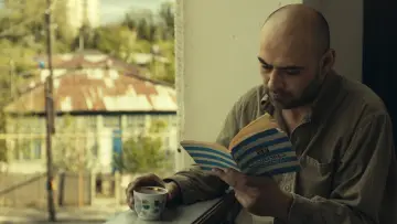 Задник до фільму "Що ми бачимо, коли дивимось у небо?" #1851709