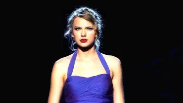 Задник до фильму"Taylor Swift: Speak Now World Tour Live" #415336