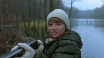 Задник до фільму "Julie Darling" #708589