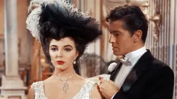 Задник до фільму "The Girl in the Red Velvet Swing" #1872104
