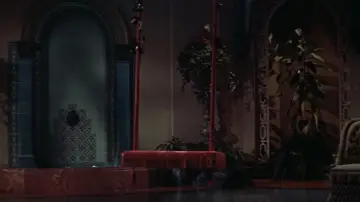 Задник до фільму "The Girl in the Red Velvet Swing" #1872114