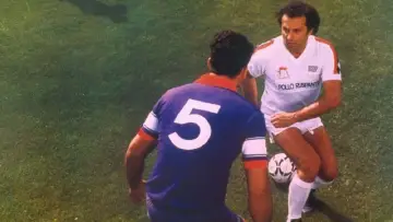 Задник до фильму"Mezzo destro mezzo sinistro - 2 calciatori senza pallone" #1148446