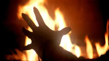 Задник до фильму"Beyond Evil" #482369