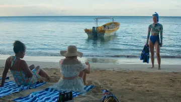 Задник до фильму"Щось у воді" #453798