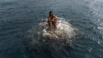 Задник до фильму"Щось у воді" #453803