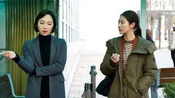 Задник до фильму"혼자 사는 사람들" #1014789