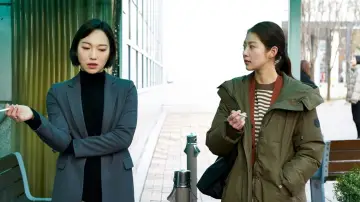 Задник до фильму"혼자 사는 사람들" #365140