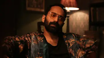 Задник до фильму"ഇരുൾ" #873533