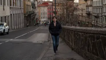 Задник до фільму "La ragazza ha volato" #1573408