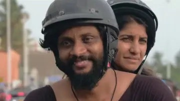 Задник до фільму "සූස්ති" #1746252